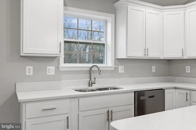 $399,900 | Anderson Road, Martinsburg, WV 25404