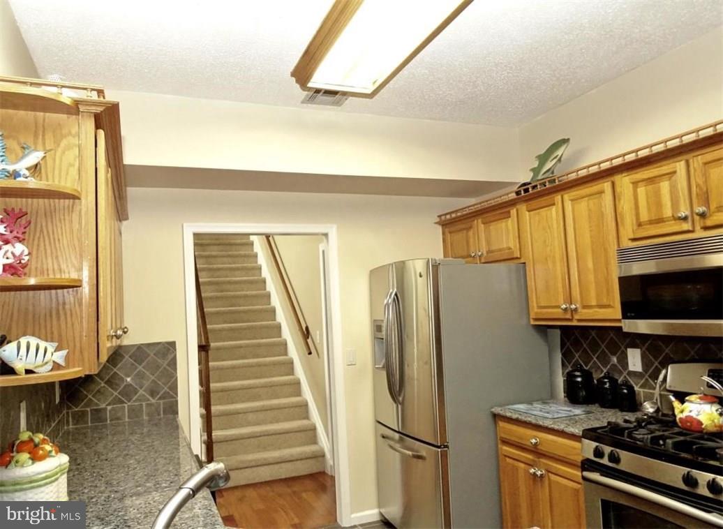 81 Cranmer Road Bayville, NJ 08721 - Photo 8 of 44 Gallery Image 8