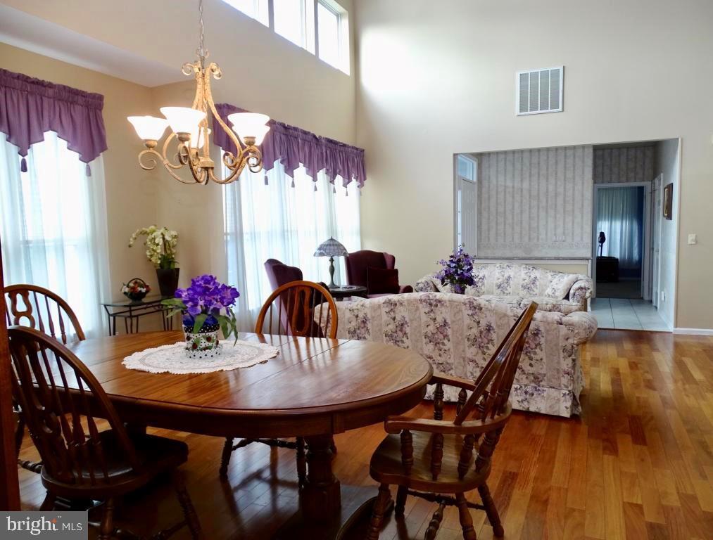 81 Cranmer Road Bayville, NJ 08721 - Photo 9 of 44 Gallery Image 9