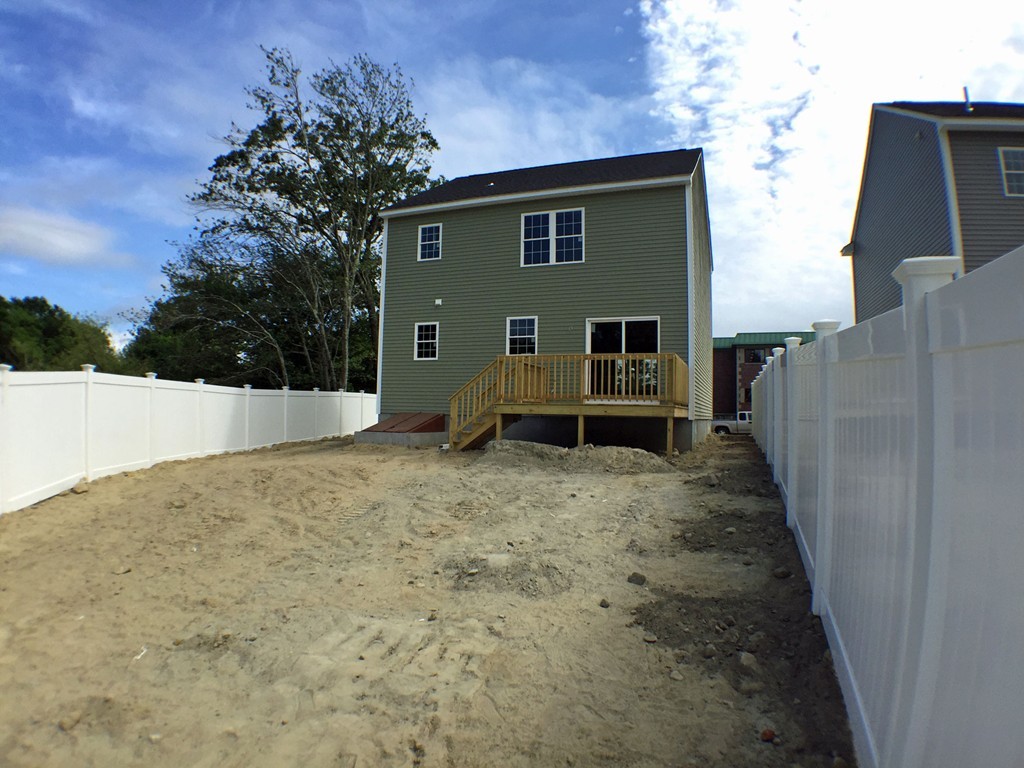 186 Newton Street Fall River, MA 02721 - Photo 3 of 6 Gallery Image 3