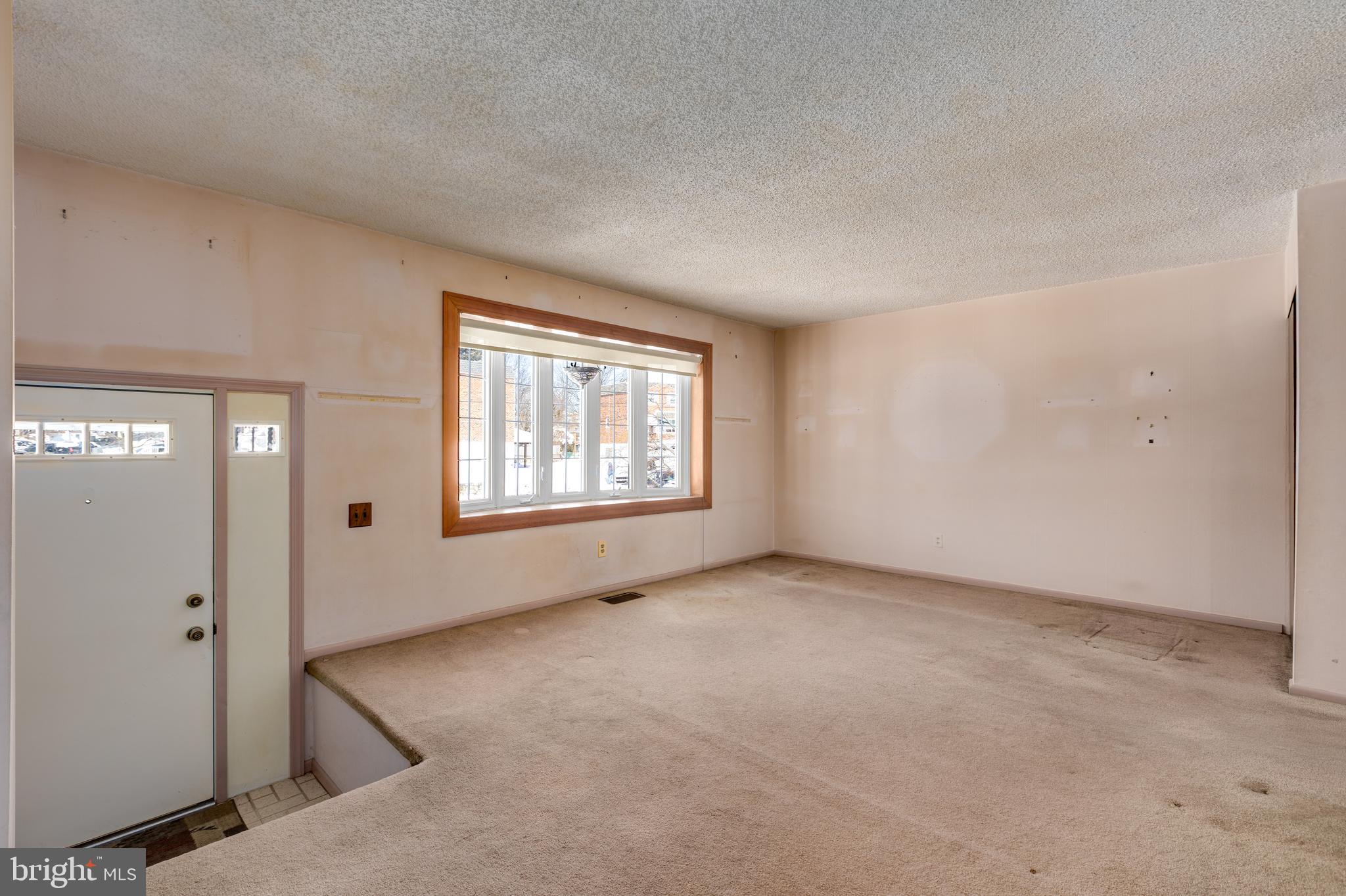 12401 Medford Road Philadelphia, PA 19154 - Photo 8 of 33 Gallery Image 8