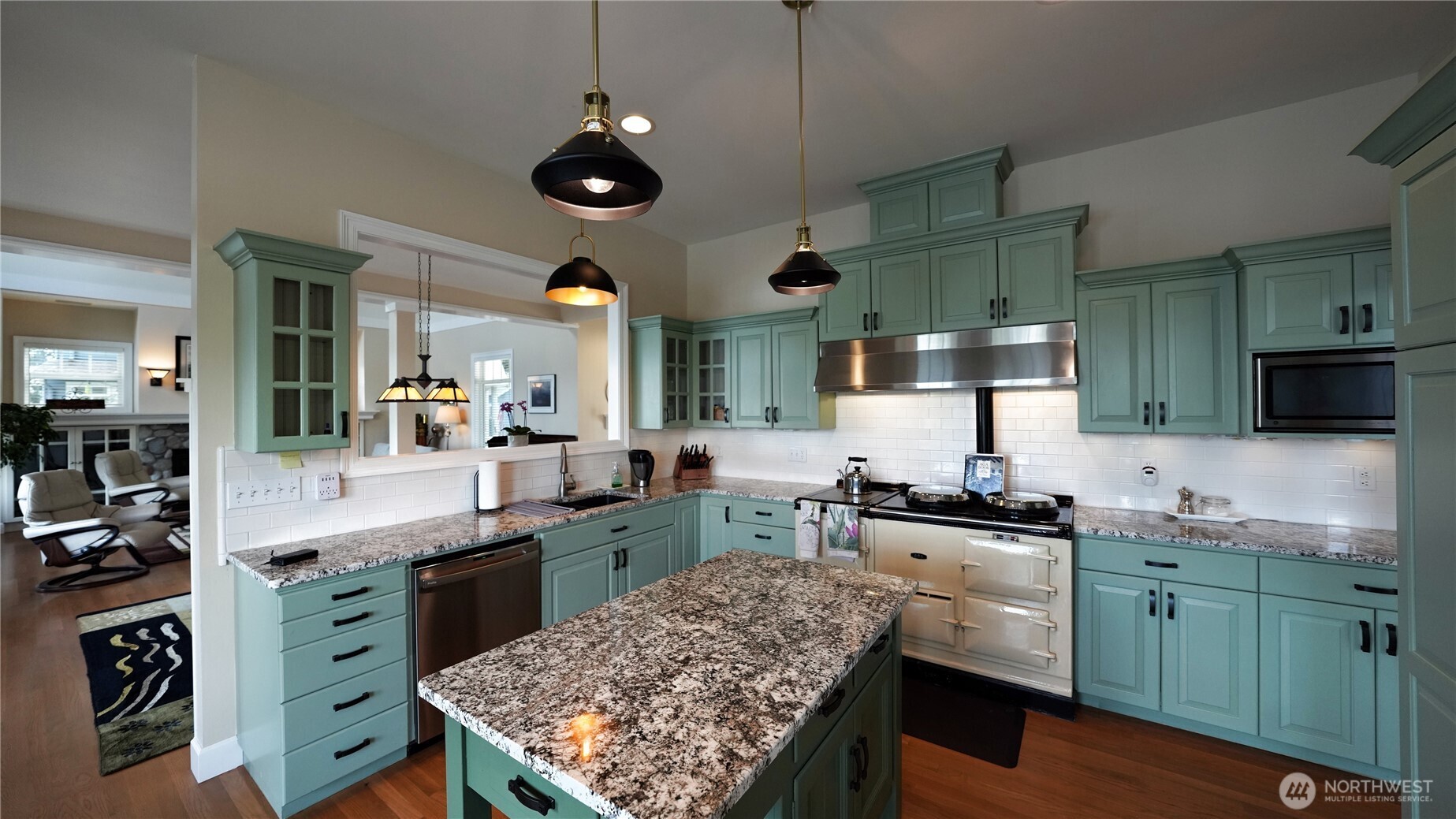 7240 Holmes Island Road Southeast Lacey, WA 98503 - Photo 14 of 37