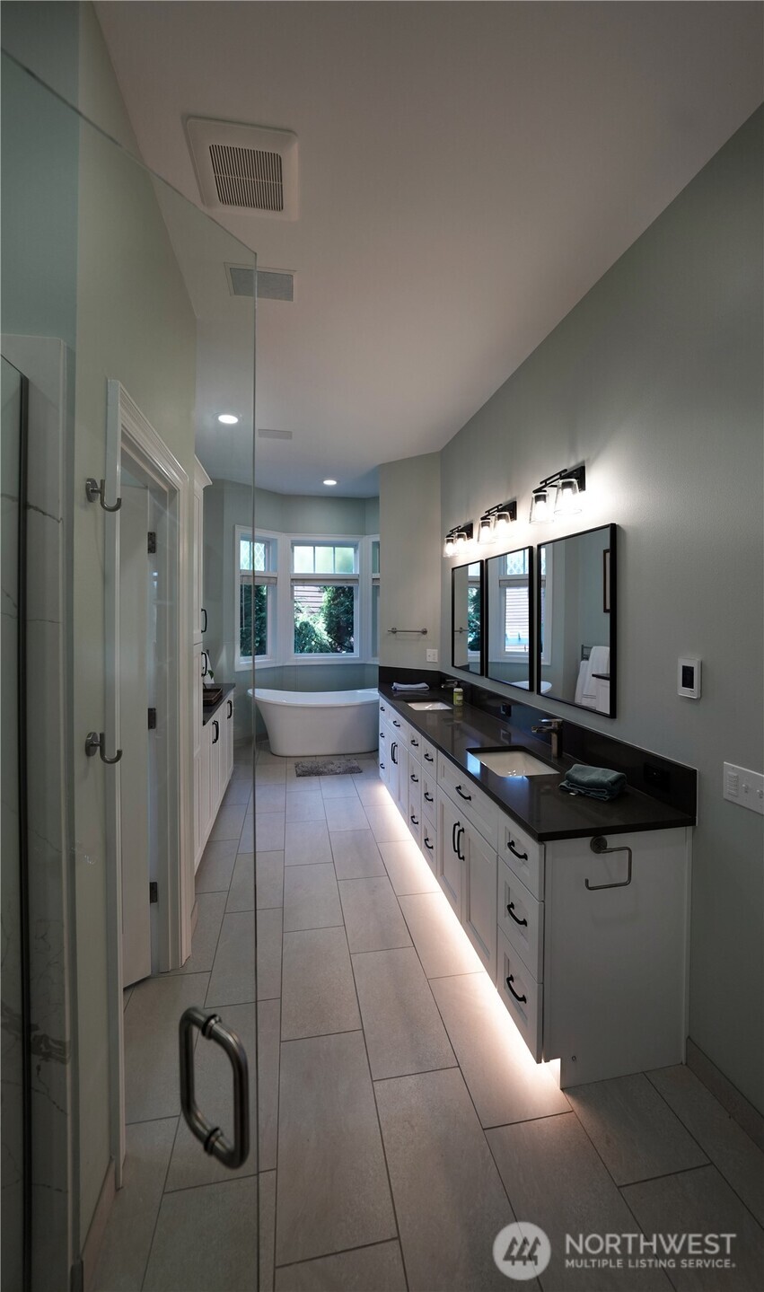 7240 Holmes Island Road Southeast Lacey, WA 98503 - Photo 20 of 37