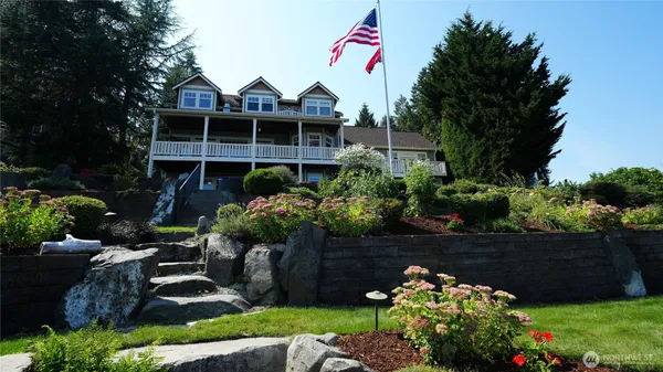 $1,690,000 | 7240 Holmes Island Road Southeast, Lacey, WA 98503