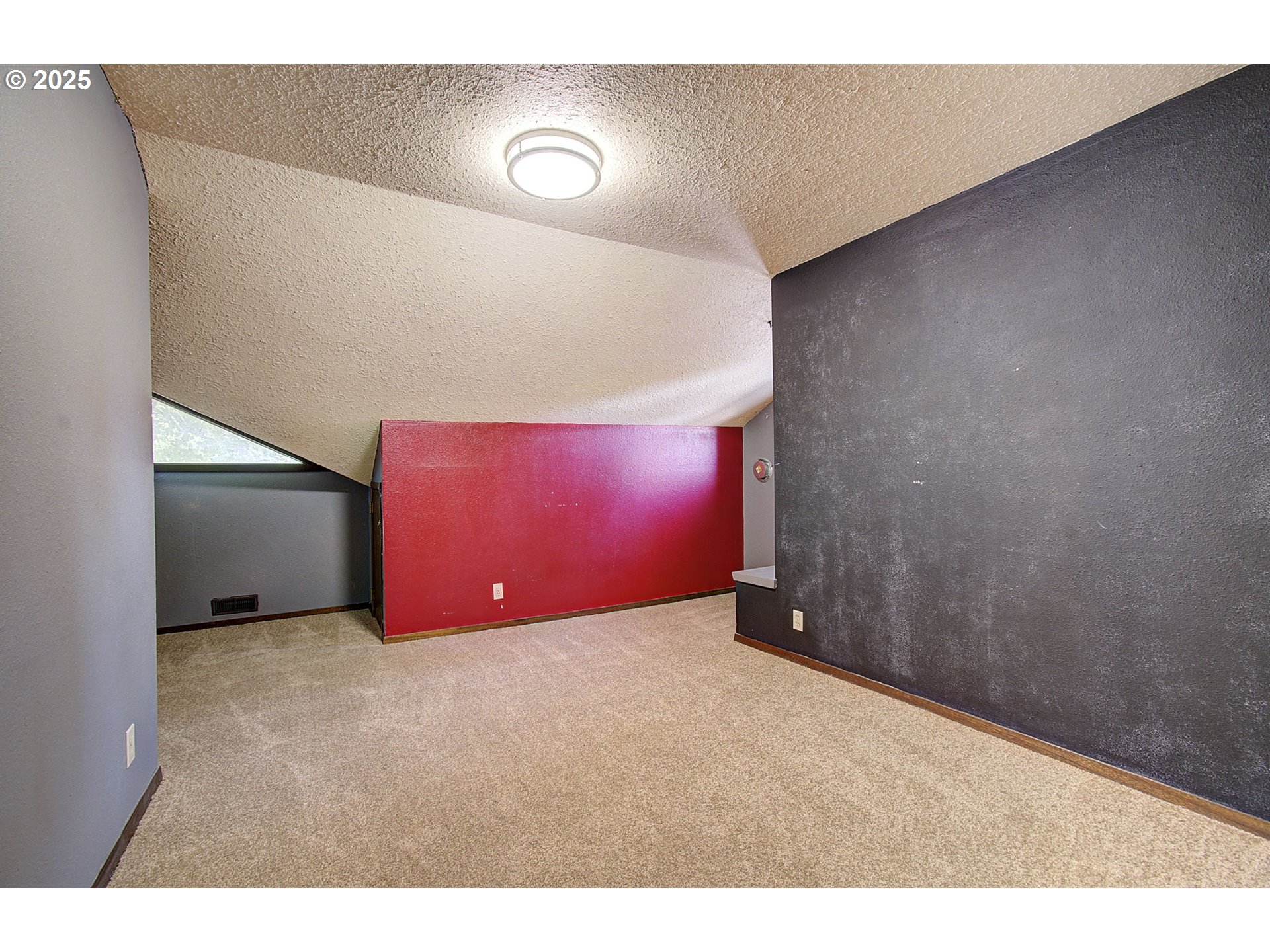 8400 Cason Road Gladstone, OR 97027 - Photo 20 of 35 a view of an empty room