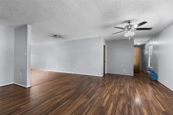 $1,600 | 1809 Westway Avenue, Garland, TX 75042