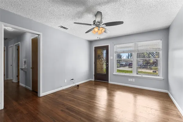 $1,700 | 1809 Westway Avenue, Garland, TX 75042