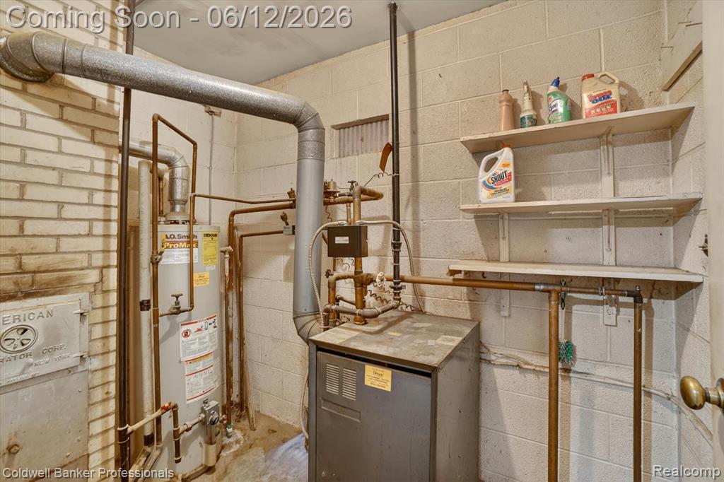 8245 Fenton Road Grand Blanc, MI 48439 - Photo 18 of 49
