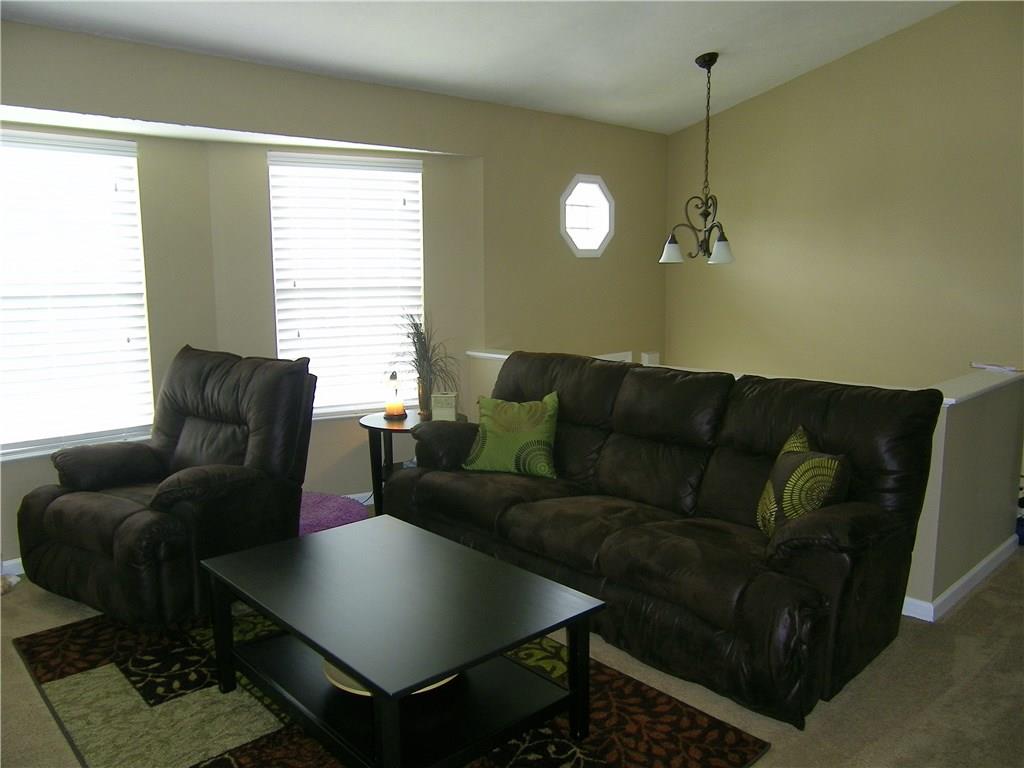 203 Commodore Drive McDonald, PA 15057 - Photo 8 of 24 Living room