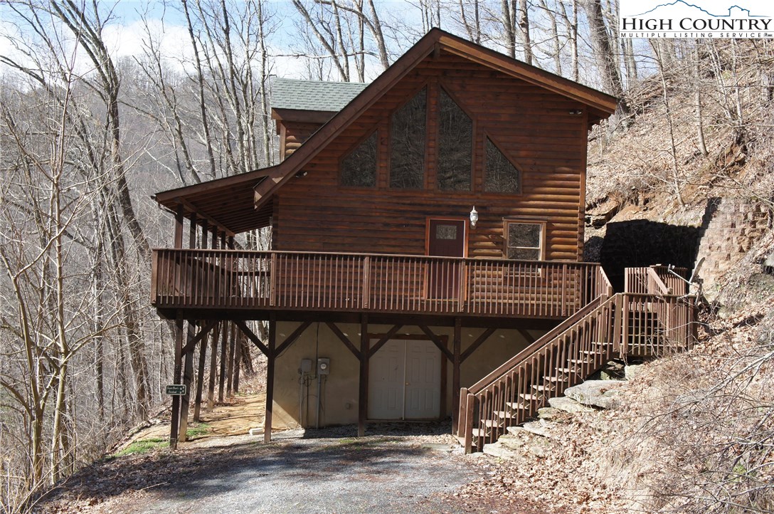 2024 Georges Gap Road Sugar Grove, NC 28679 - Photo 2 of 39 Gallery Image 2