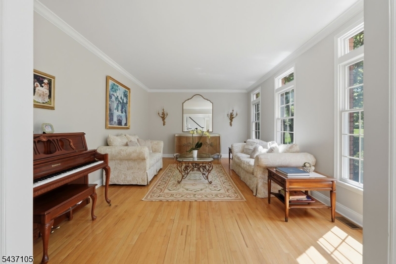 13 Hunters Trail Chester, NJ 07930 - Photo 15 of 50