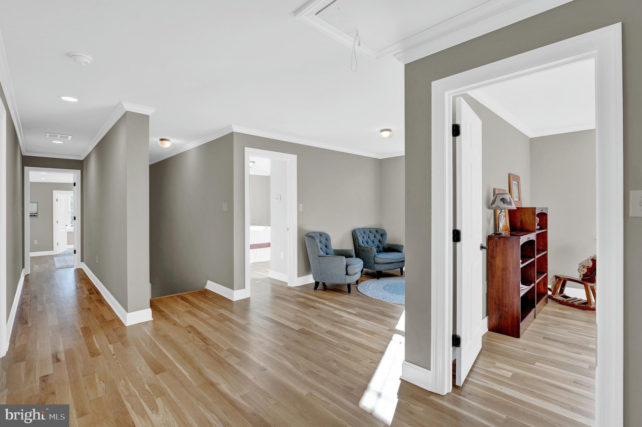 342 Rosemont Ringoes Road Stockton, NJ 08559 - Photo 26 of 55 2nd floor loft-style hallway