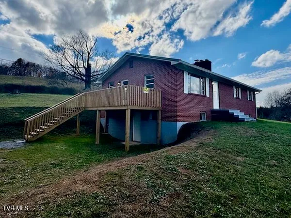 $219,999 | 526 Blue Hollow Road, Rose Hill, VA 24281