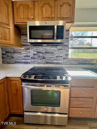 $219,999 | 526 Blue Hollow Road, Rose Hill, VA 24281