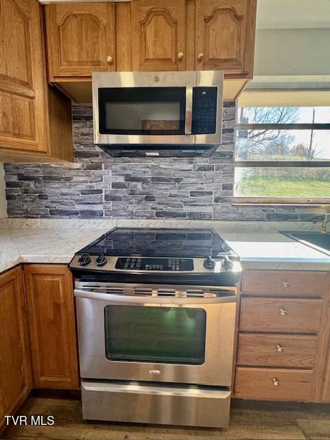 526 Blue Hollow Road Rose Hill, VA 24281 - Photo 12 of 25 Kitchen - 3