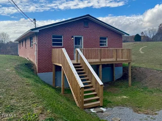 $229,999 | 526 Blue Hollow Road, Rose Hill, VA 24281