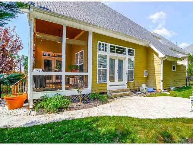 12328 Beestone Lane Raleigh, NC 27614 - Photo 25 of 25 Exterior Back