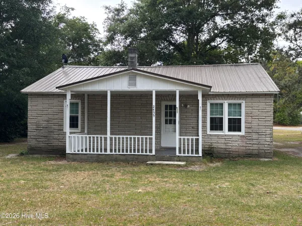 $1,600 | 2455 Quewhiffle Road, Aberdeen, NC 28315