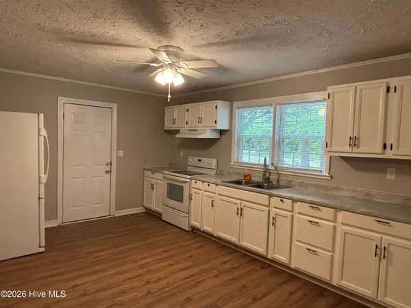 $1,600 | 2455 Quewhiffle Road, Aberdeen, NC 28315