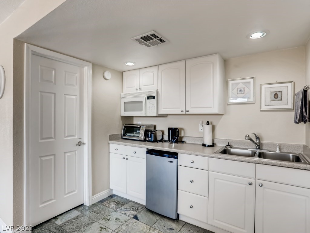 3378 West Pebble Road Las Vegas, NV 89139 - Photo 28 of 47