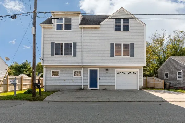 $750,000 | 106 Cedar Avenue, Portsmouth, RI 02871