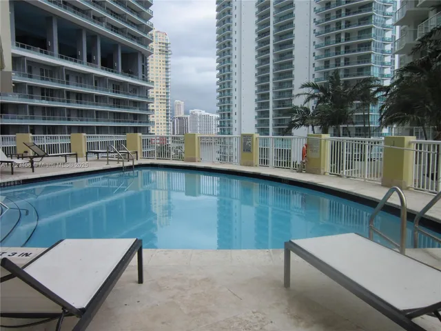 $390,000 | 170 Southeast 14th Street, Unit 3007, Miami, FL 33131