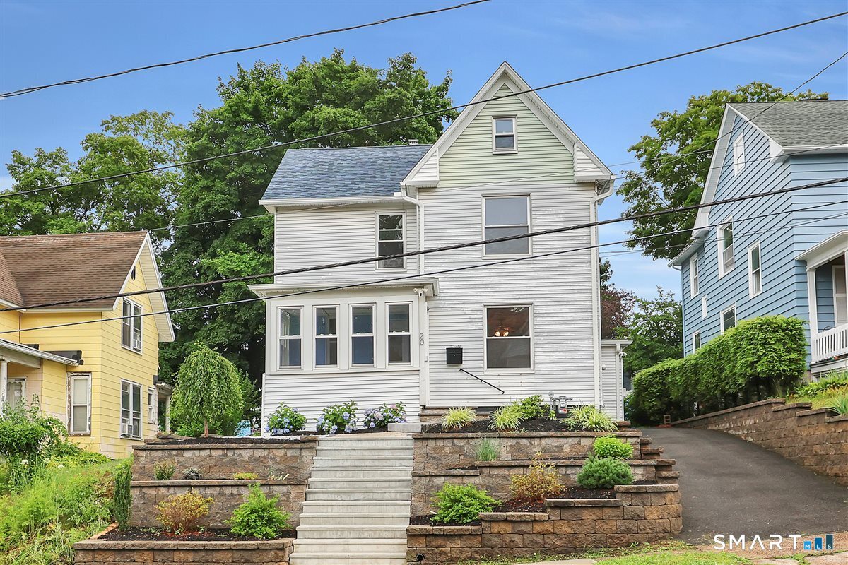 20 4th Street Meriden, CT 06451 - Photo 3 of 34