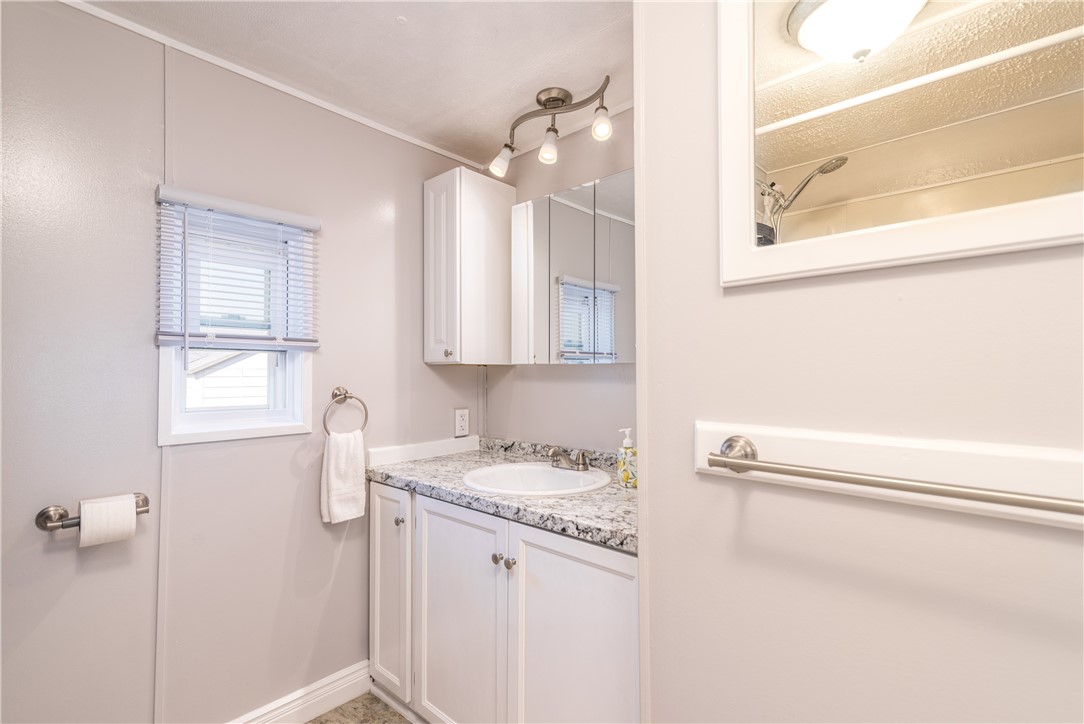 7 Ln 3 Coventry, RI 02816 - Photo 18 of 30