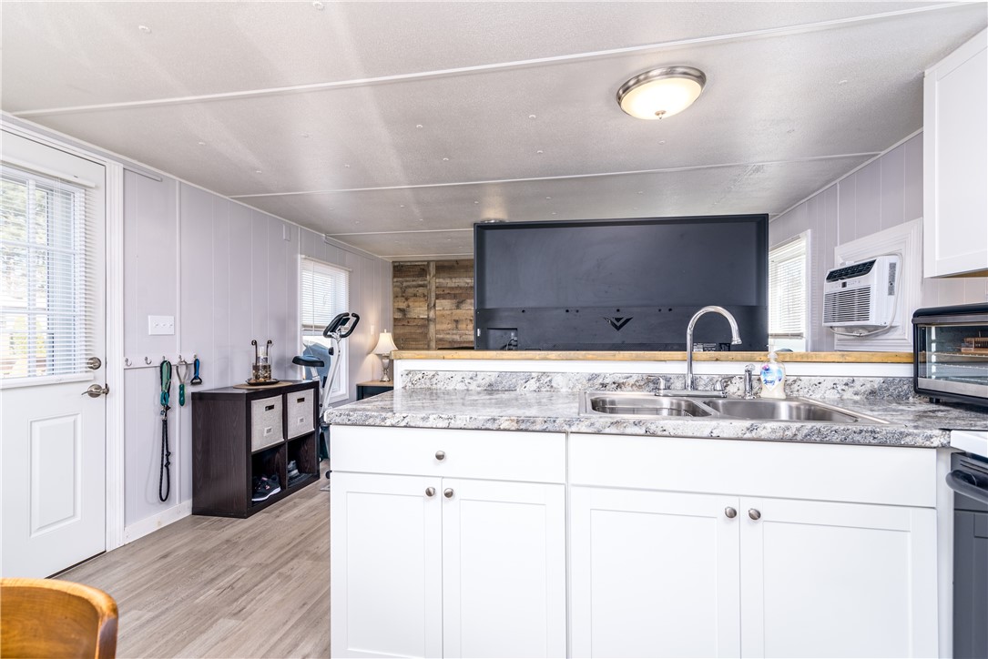 7 Ln 3 Coventry, RI 02816 - Photo 8 of 30