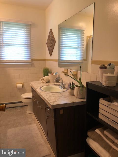 2002 Coon Club Road Westminster, MD 21157 - Photo 15 of 61 Maon Hall Full Bath