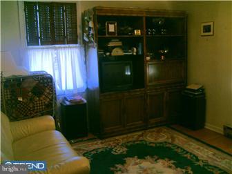 504 Burton Road Oreland, PA 19075 - Photo 7 of 11
