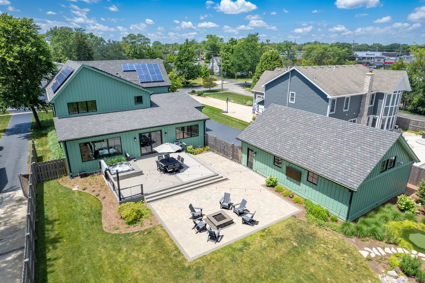 4333 Roslyn Road Downers Grove, IL 60515 - Photo 3 of 67 an aerial view of a house with garden space and a patio