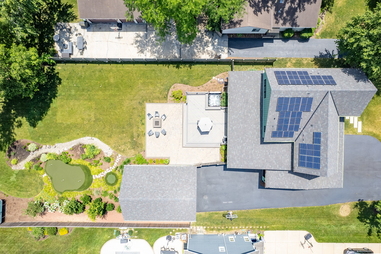 4333 Roslyn Road Downers Grove, IL 60515 - Photo 58 of 67 an aerial view of a house with a swimming pool