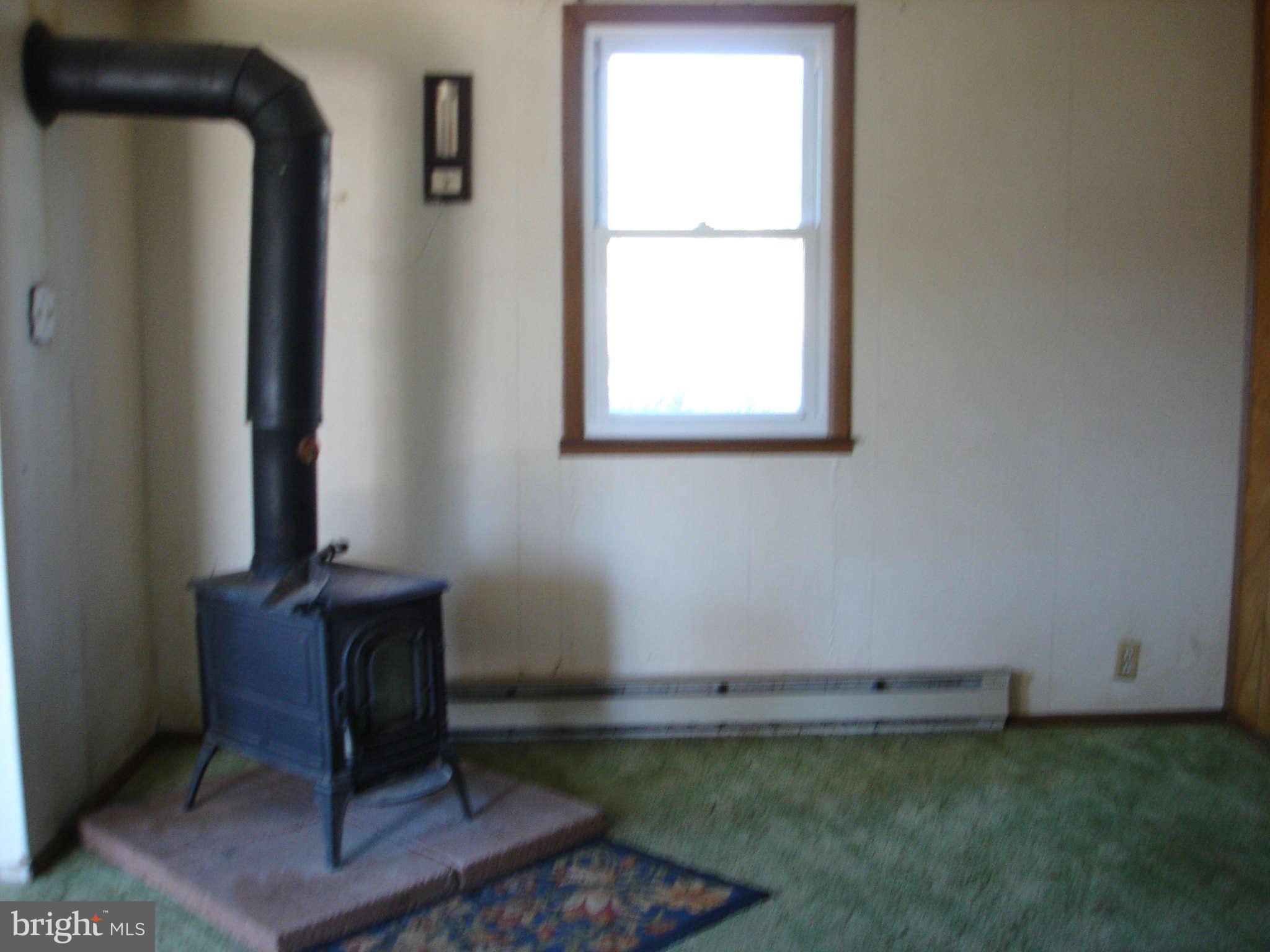 5401 New Park Road White Hall, MD 21161 - Photo 7 of 11 Living Room
