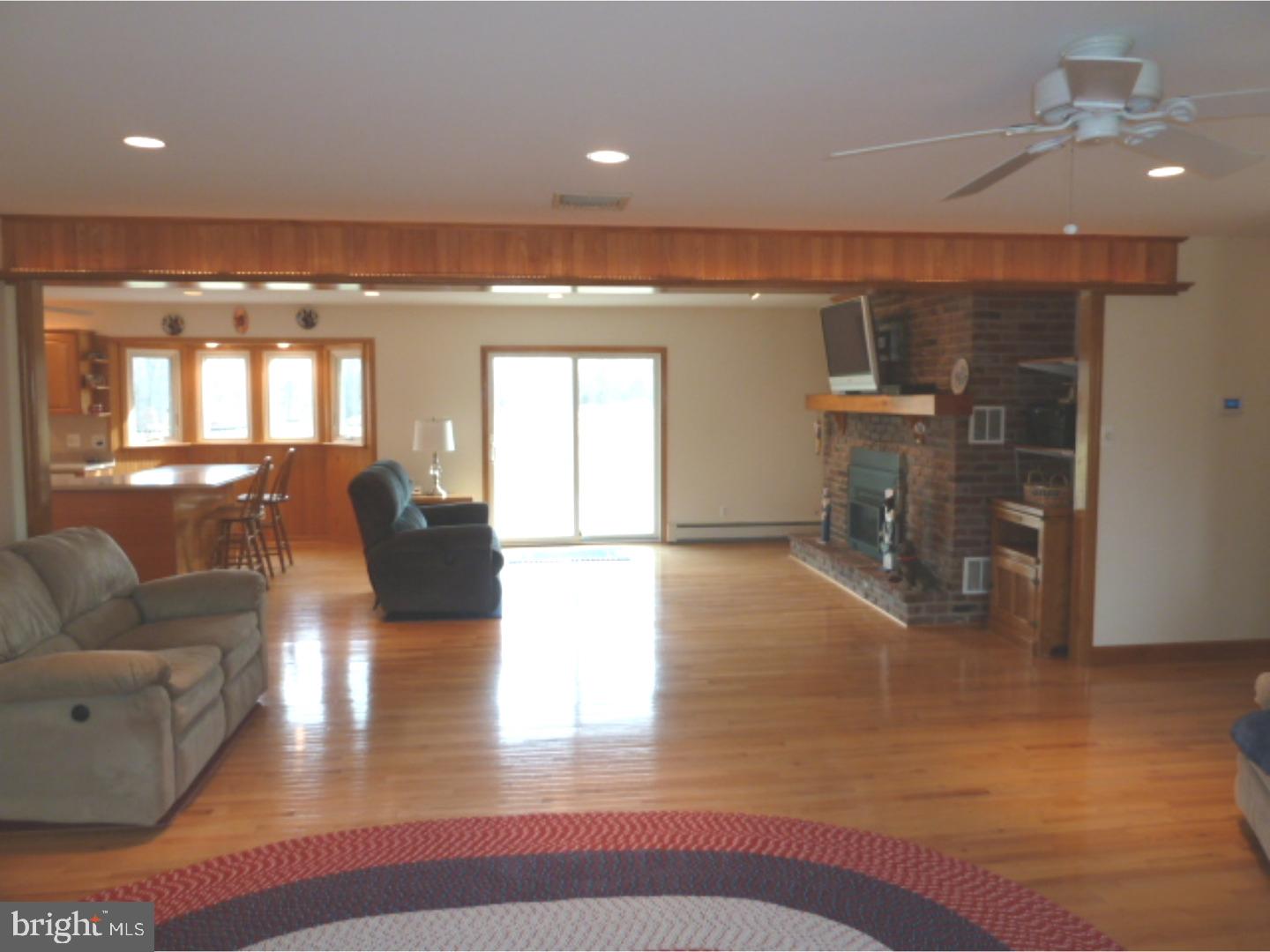 2673 Mill Road Jamison, PA 18929 - Photo 5 of 25 Family Room