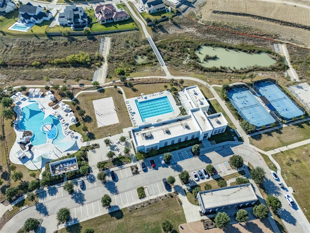 13817 Green Hook Road Fort Worth, TX 76008 - Photo 32 of 40 Walsh Amenities