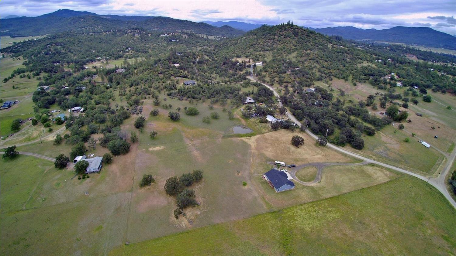 14731 Avalon Road White City, OR 97503 - Photo 32 of 34 an aerial view of residential houses with outdoor space