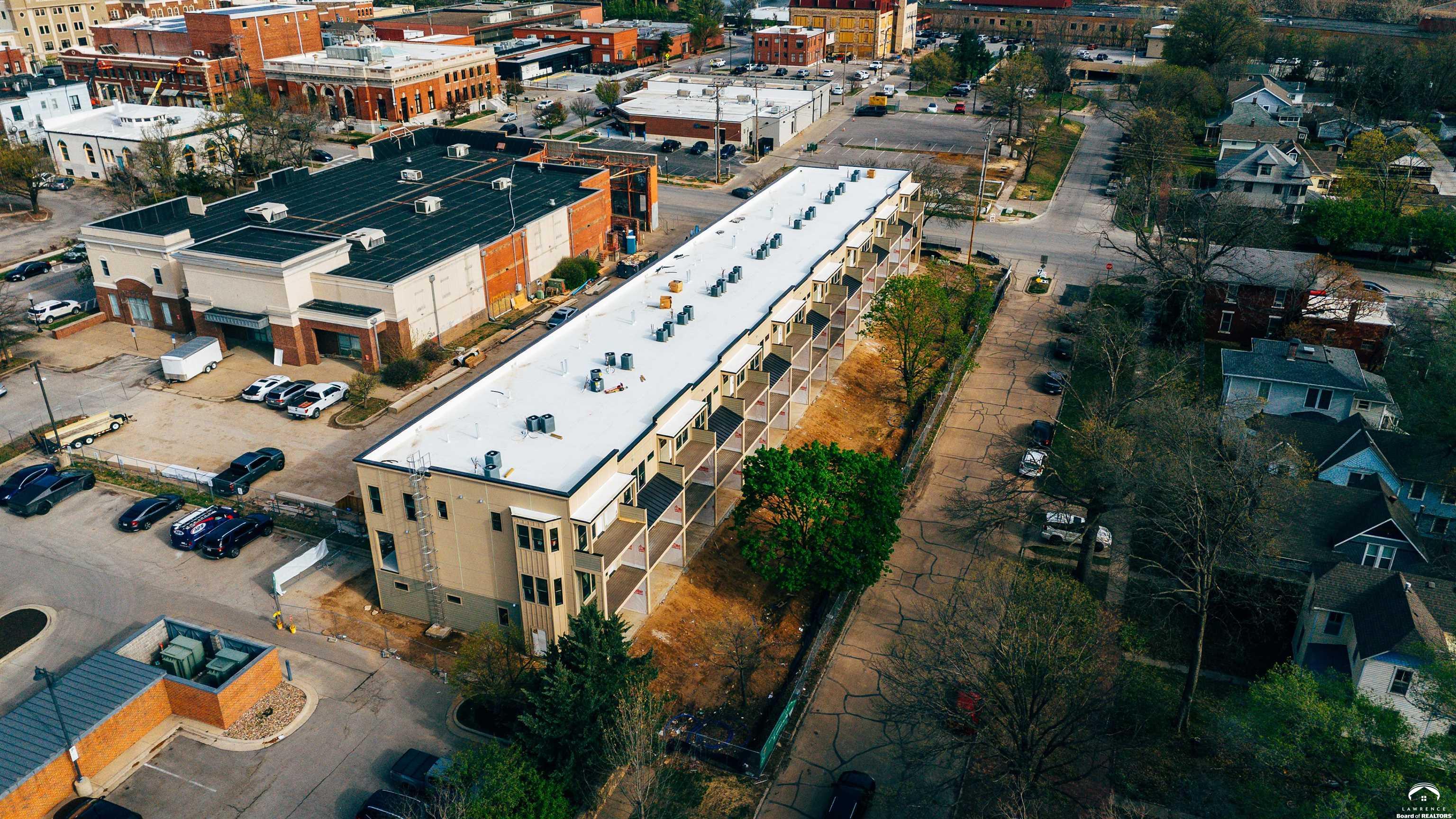 705 Rhode Island Street, Unit D Lawrence, KS 66044 - Photo 2 of 22