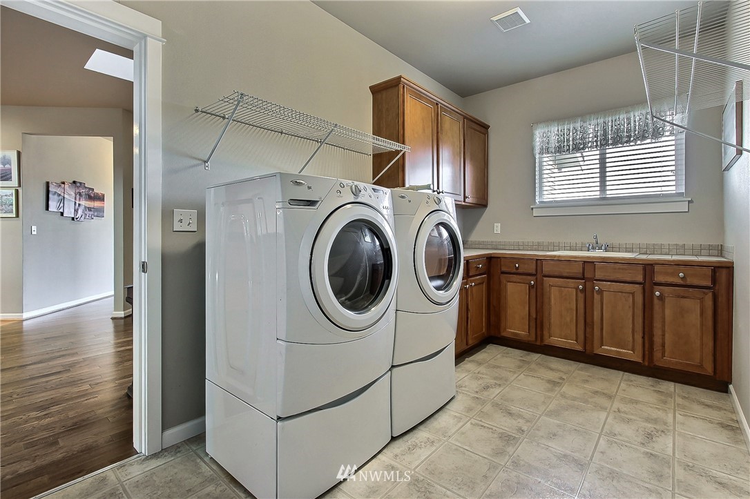 3072 Ridge View Place DuPont, WA 98327 - Photo 7 of 18 Gallery Image 7