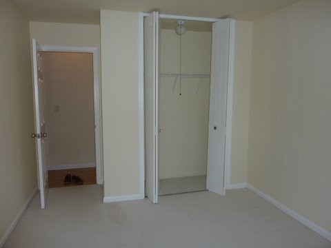 10389 Dearlove Road, Unit 1I Glenview, IL 60025 - Photo 11 of 12