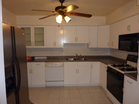 10389 Dearlove Road, Unit 1I Glenview, IL 60025 - Photo 5 of 12