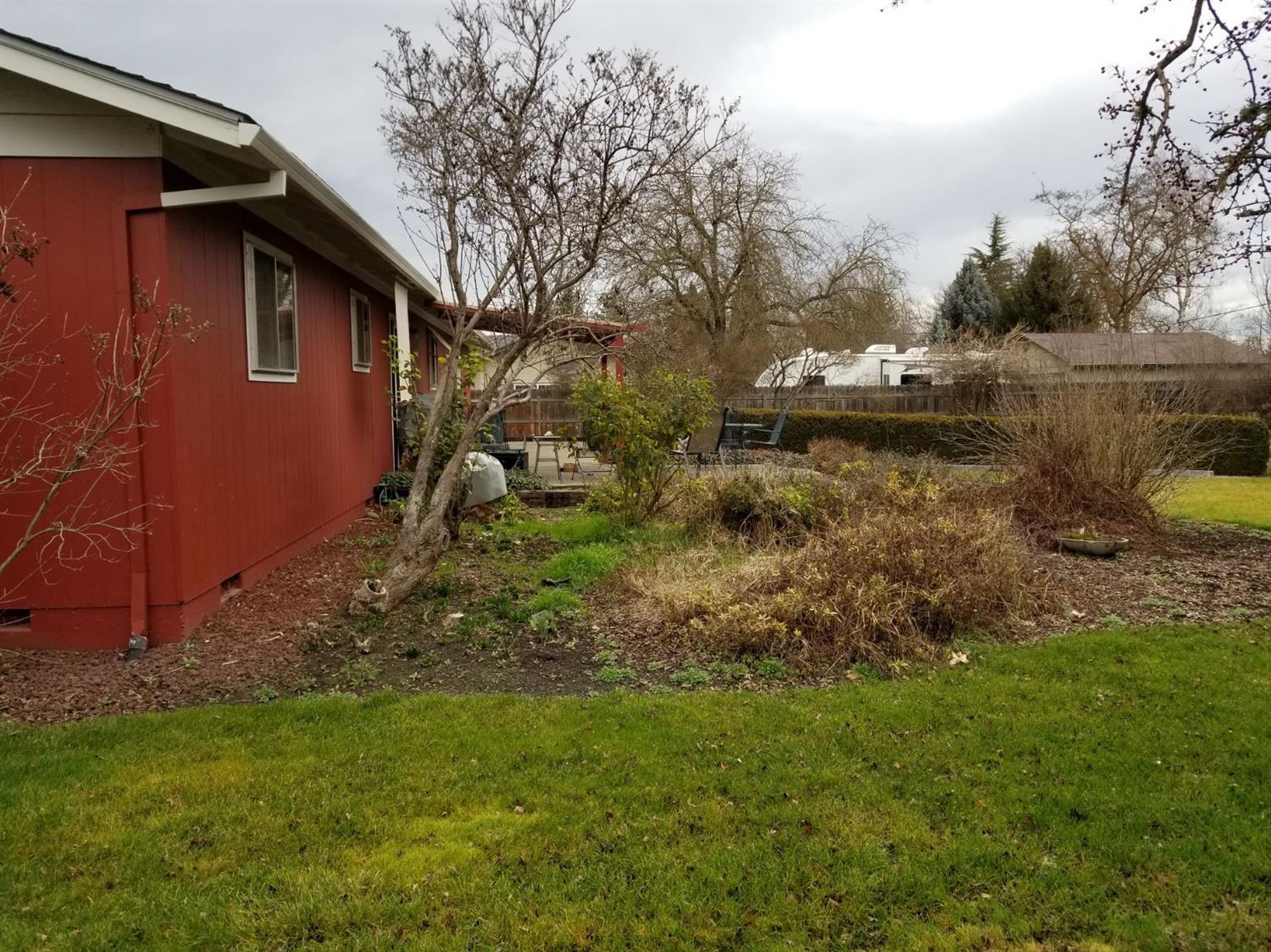3290 Edella Street Central Point, OR 97502 - Photo 9 of 32 Additional Photo