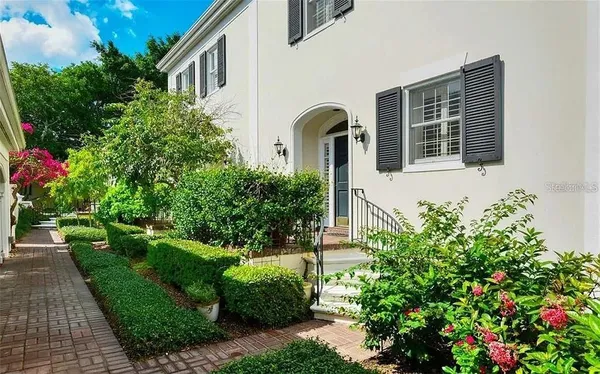 $2,595 | 60 Bishopscourt Road, Unit 114, Osprey, FL 34229