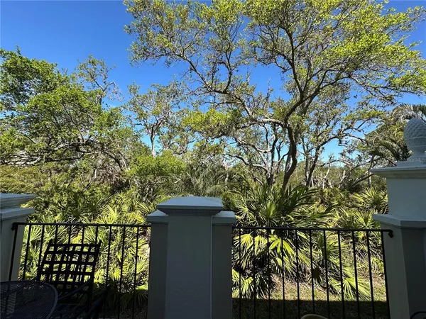 $2,595 | 60 Bishopscourt Road, Unit 114, Osprey, FL 34229