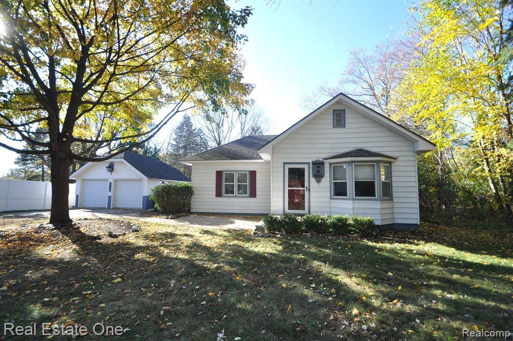 3094 Willet Avenue Rochester Hills, MI 48309 - Photo 1 of 37
