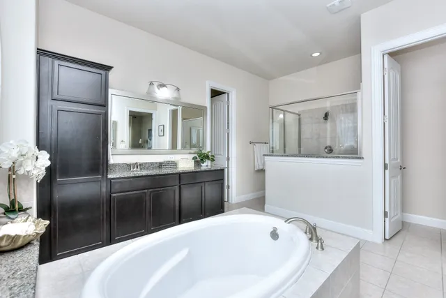 $549,998 | 921 Wolcott Drive, Leander, TX 78641