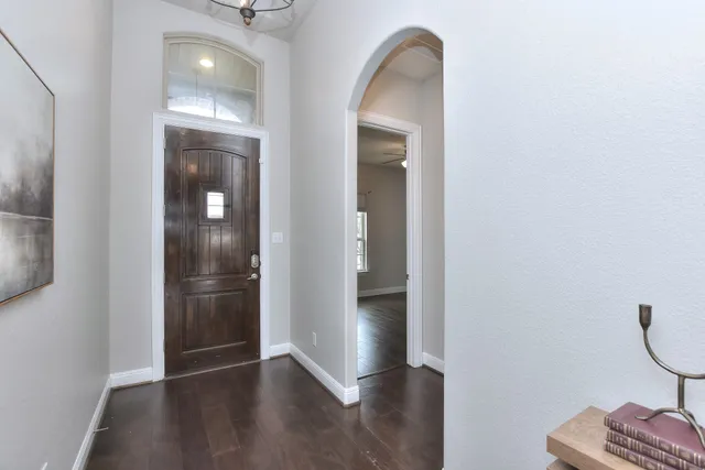 $549,998 | 921 Wolcott Drive, Leander, TX 78641