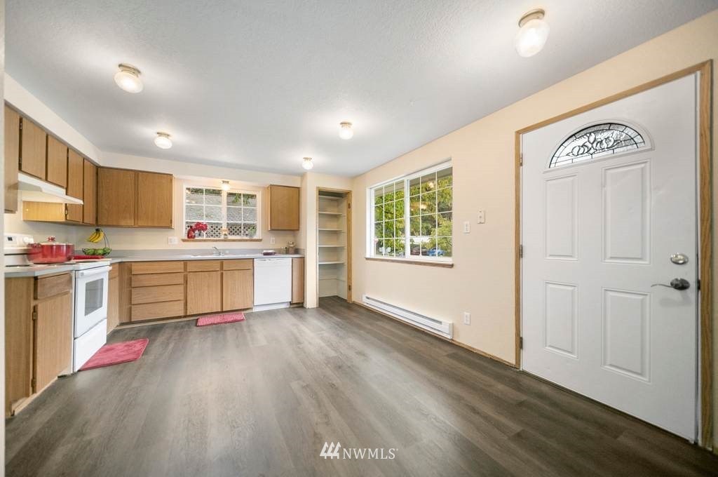 1809 Ricky Court East Port Orchard, WA 98366 - Photo 7 of 24 Gallery Image 7