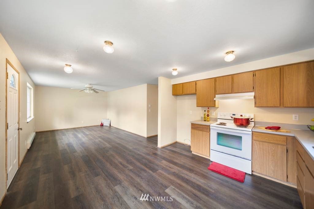 1809 Ricky Court East Port Orchard, WA 98366 - Photo 8 of 24 Gallery Image 8