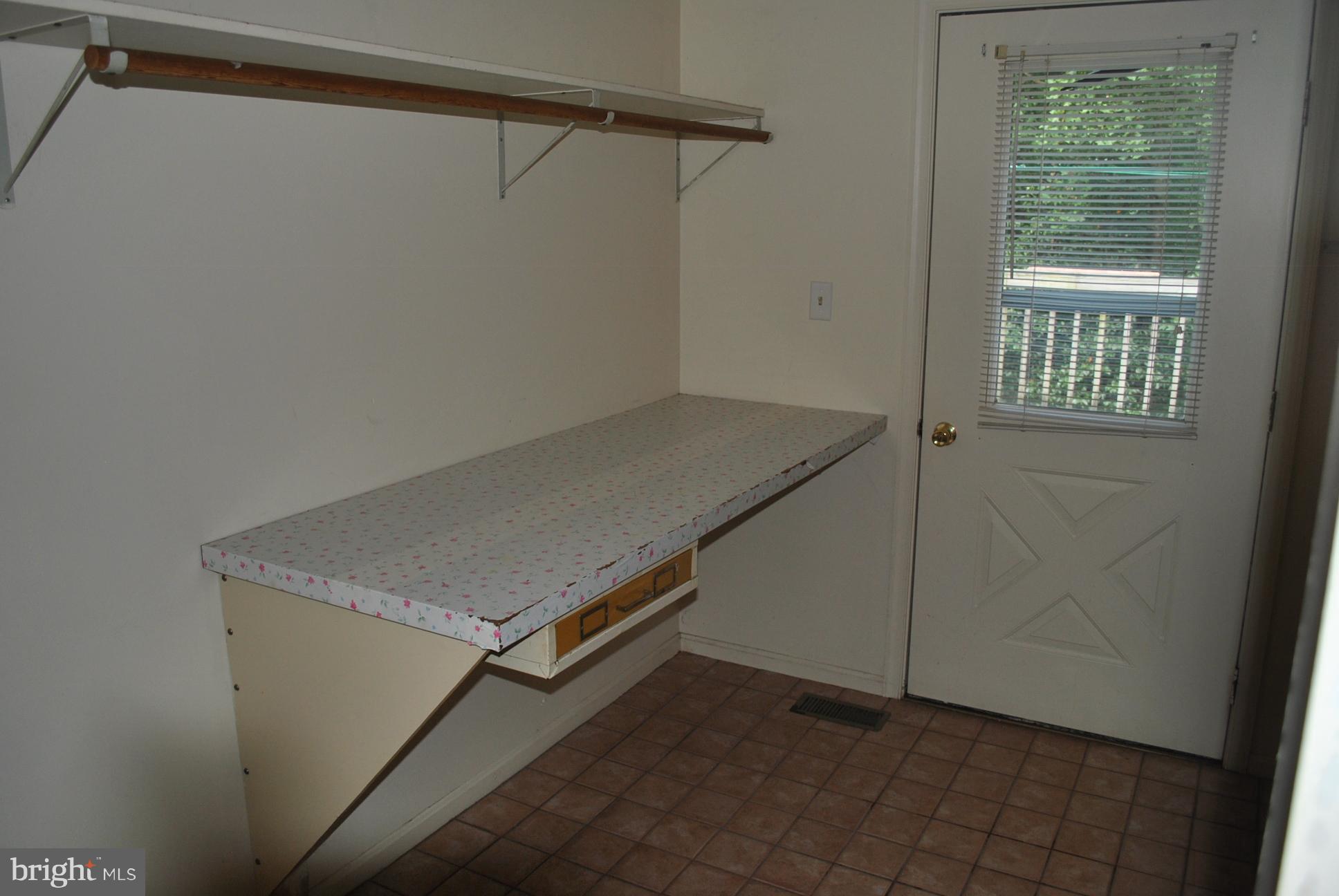4725 Hoffmanville Road Manchester, MD 21102 - Photo 8 of 26 Interior (General)